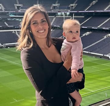 Nick's wife and daughter